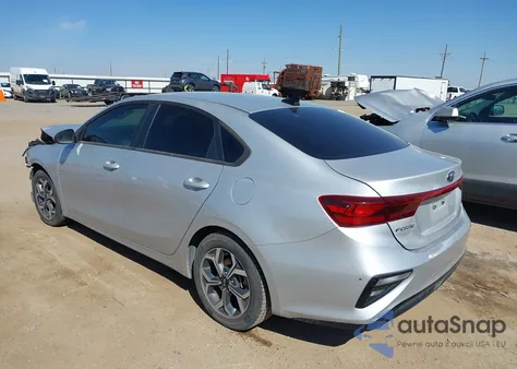2020 Kia Forte Lxs z USA, uszkodzony, nr VIN 3KPF24AD3LE247229